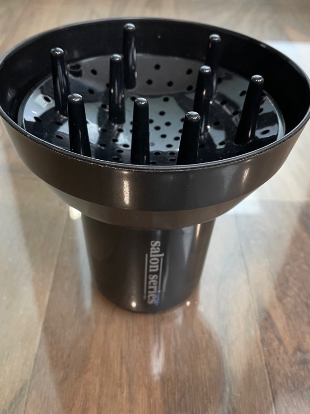Excellent Condition Hair Diffuser with Adjustable Connector - Picture 3 of 8